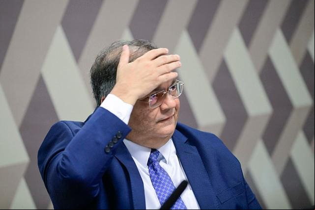 O ministro da Justiça, Flávio Dino, durante sabatina na Comissão de Constituição e Justiça (CCJ) O ministro da Justiça, Flávio Dino, durante sabatina na Comissão de Constituição e Justiça (CCJ)