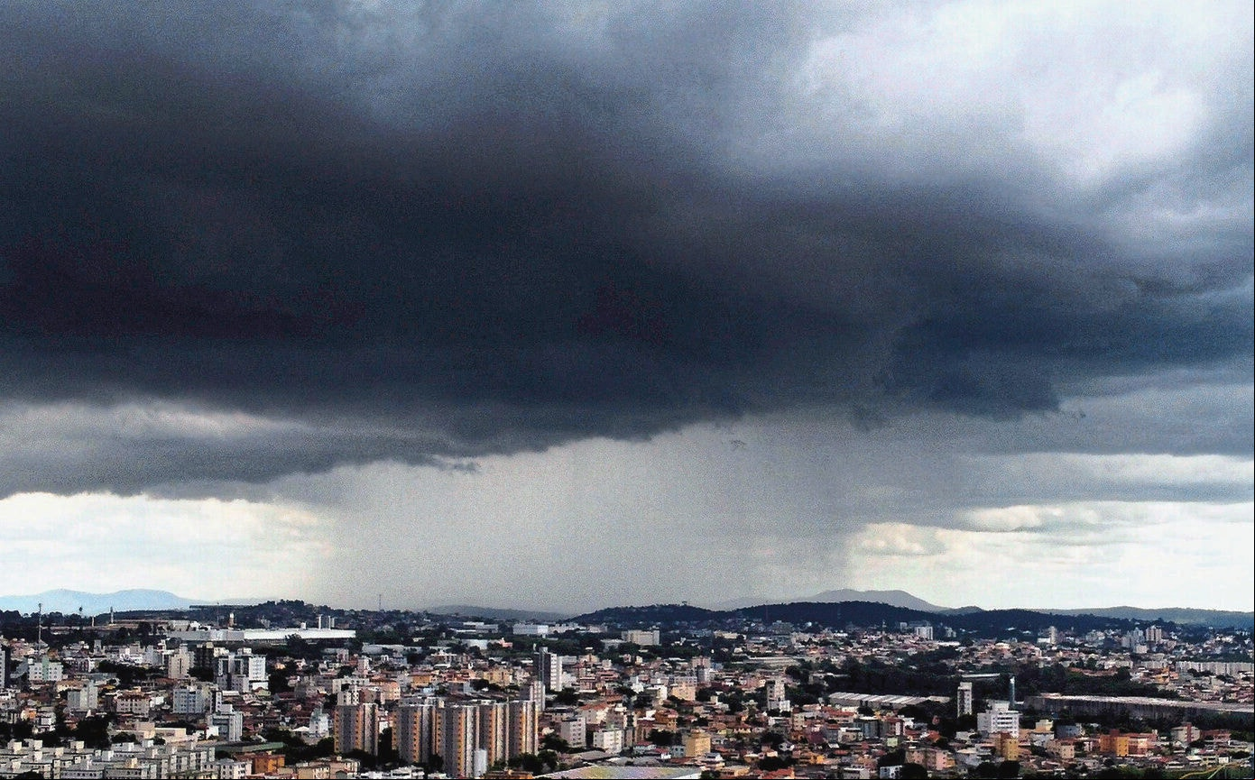 Cidades - Chuva forte em Belo Horizonte e região metropolitana.


Foto: Alex de Jesus/O Tempo 26/12/2024