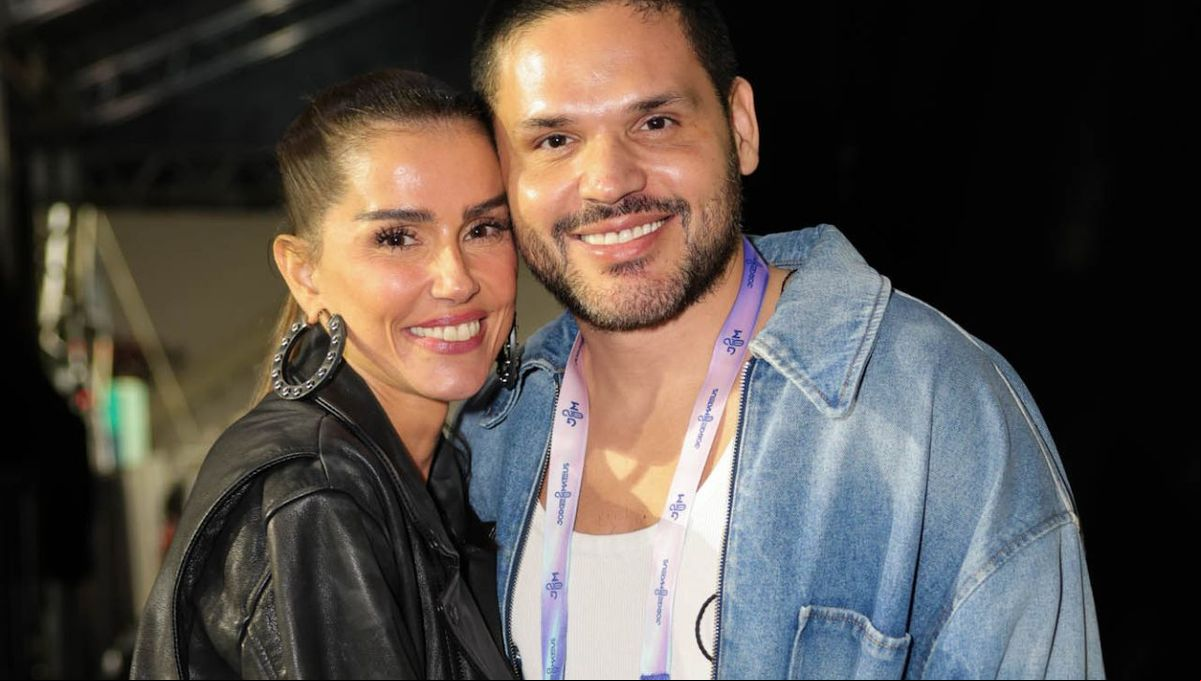 Deborah Secco diz que tenta expor menos relacionamento com Dudu Borges