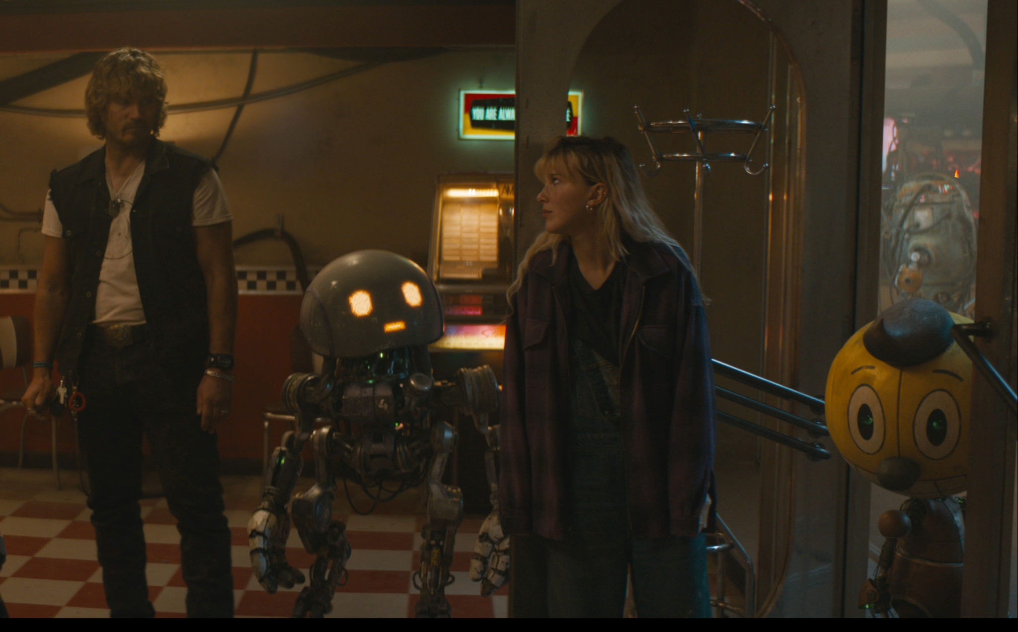 Chris Pratt e Millie Bobby Brown fazem parceria com robôs no filme 'The Electric State', da Netflix