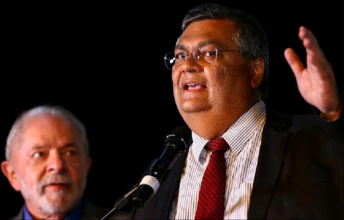 Flávio Dino, futuro ministro da Justiça, cobrou ação das autoridades federais, após bomba perto de aeroporto