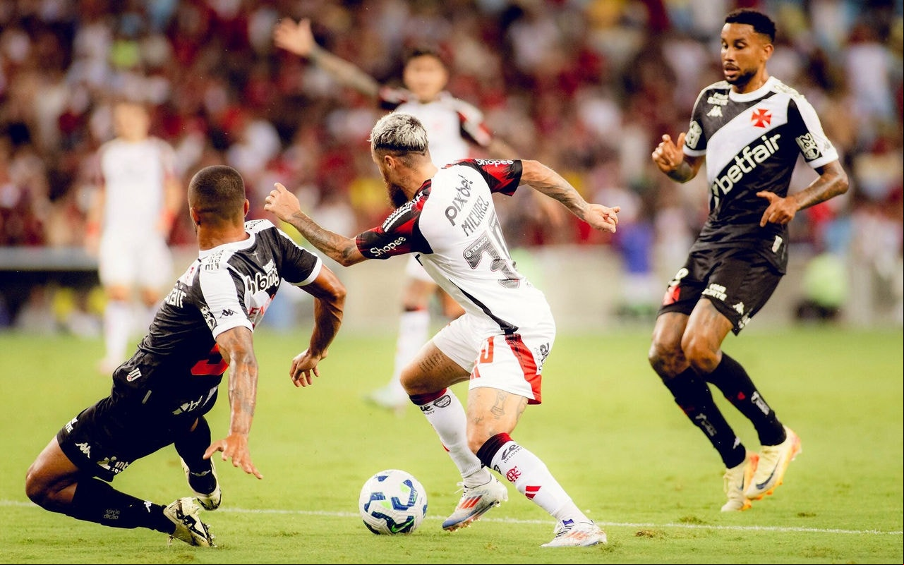 Michael em ação pelo Flamengo (Foto: Adriano Fontes/Flamengo)