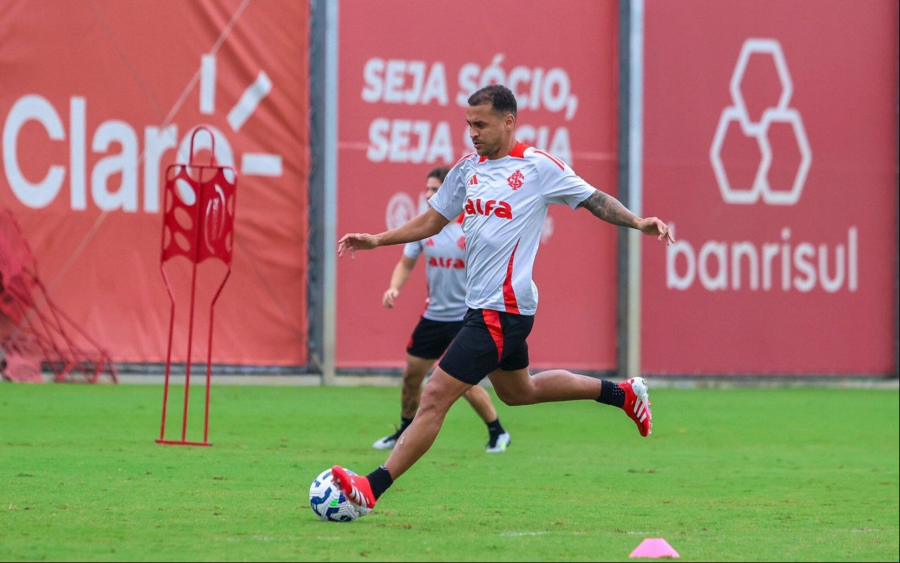 Alan Patrick deve ser poupado contra o Maracanã (Foto: Ricardo Duarte/SC Internacional)