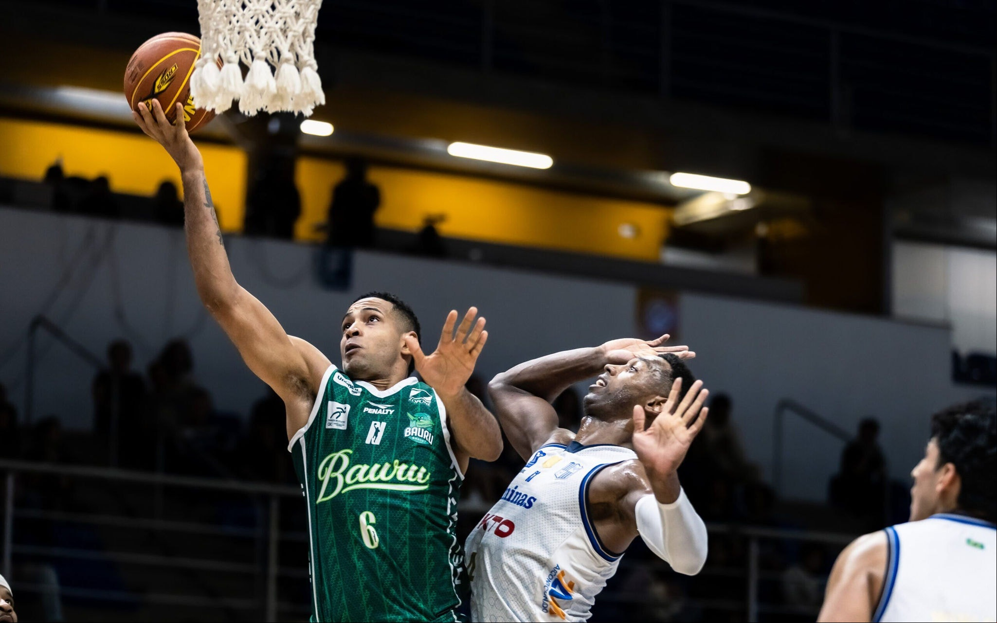 Minas e Bauru Basket em Jogo 2 da Semifinal NBB 24/25 (Foto: Hedgard Moraes/MTC)
