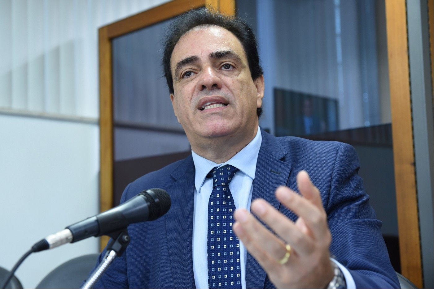 O ex-deputado estadual Felipe Attiê era subsecretário de Ciência, Tecnologia e Inovação do governo Romeu Zema (Novo) antes de ser indicado para a presidência da Funed