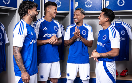 Gabigol, Kaio Jorge, Matheus Pereira e Lucas Romero participam do lançamento da nova camisa do Cruzeiro (Foto: Divulgação Cruzeiro)