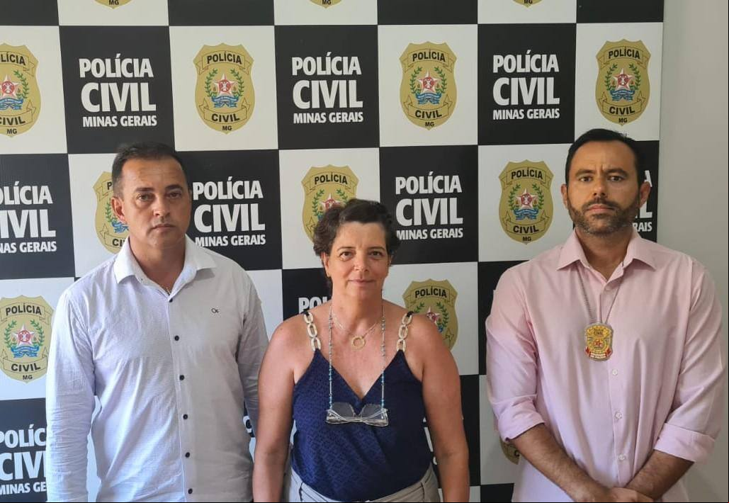 Polícia Civil esclareceu o ocorrido para a população ao lado de representantes da prefeitura da cidade