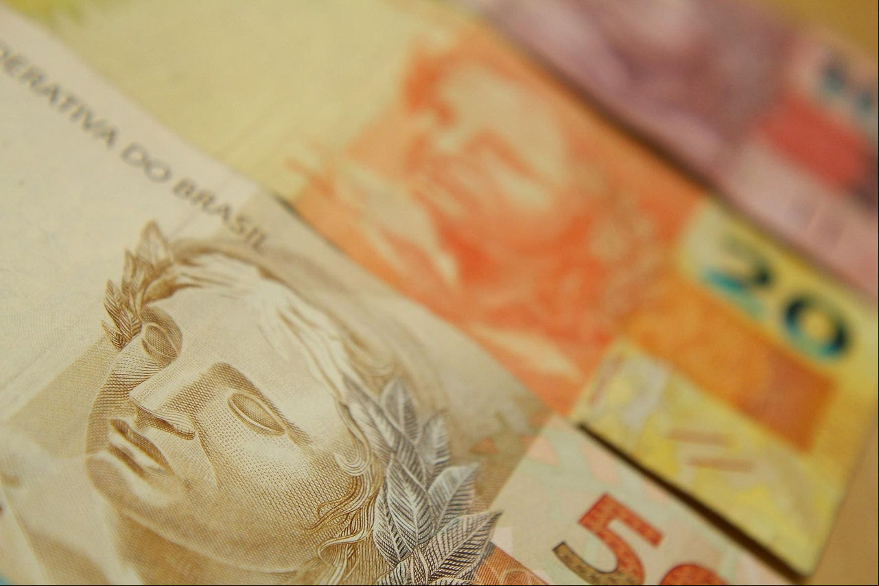 Dinheiro Limite de faturamento permanece em R$ 81 mil, garantiu o Ministério da Fazenda