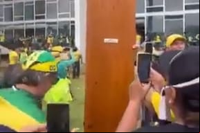 Porta de armário do ministro Alexandre de Moraes foi arrancada