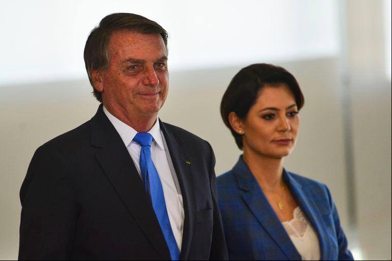 O ex-presidente Jair Bolsonaro e a ex-primeira-dama, Michelle Bolsonaro O ex-presidente Jair Bolsonaro e a ex-primeira-dama, Michelle Bolsonaro