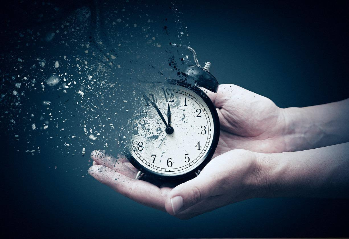 Viver o momento ou planejar o futuro? Especialistas acreditam que é preciso ter equilíbrio entre os dois Viver o momento ou planejar o futuro? Especialistas acreditam que é preciso ter equilíbrio entre os dois