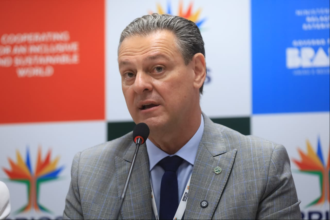 Carlos Fávaro afirmou que o caso em Minas é natural