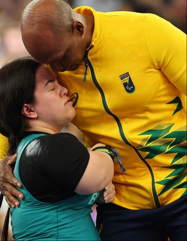 Brasileira quebrou recorde e conquistou ouro