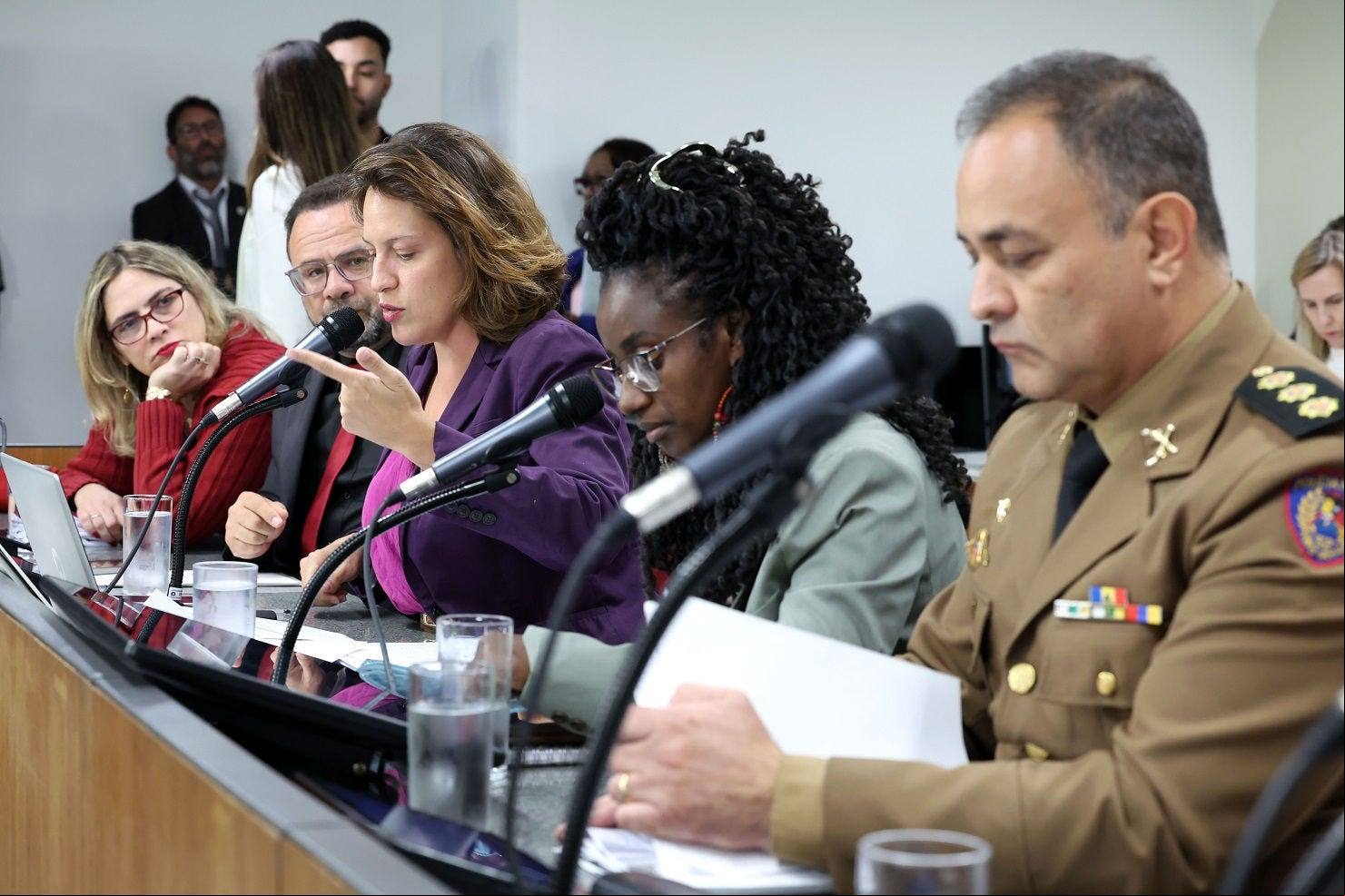 Beatriz Cerqueira (deputada estadual PT/MG), Bella Gonçalves (deputada estadual PSOL/MG), Andréia de Jesus (deputada estadual PT/MG), Rodrigo Wolf Luz (comandante da 5ª Região de Polícia Militar - Uberaba/MG)