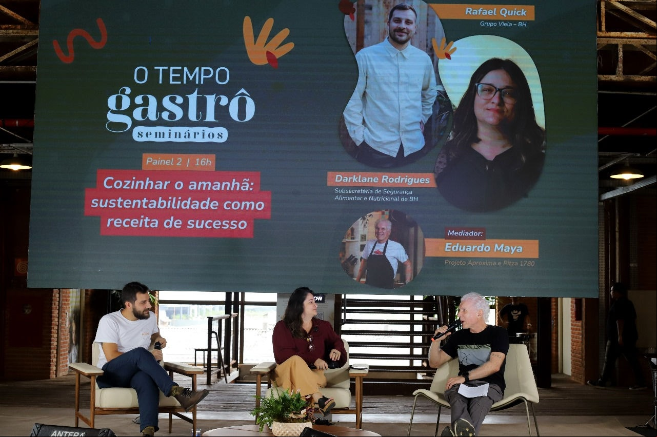 Rafael Quick e Darklane Rodrigues durante o  do Seminário O TEMPO Gastrô mediado pelo chef Eduardo Maya