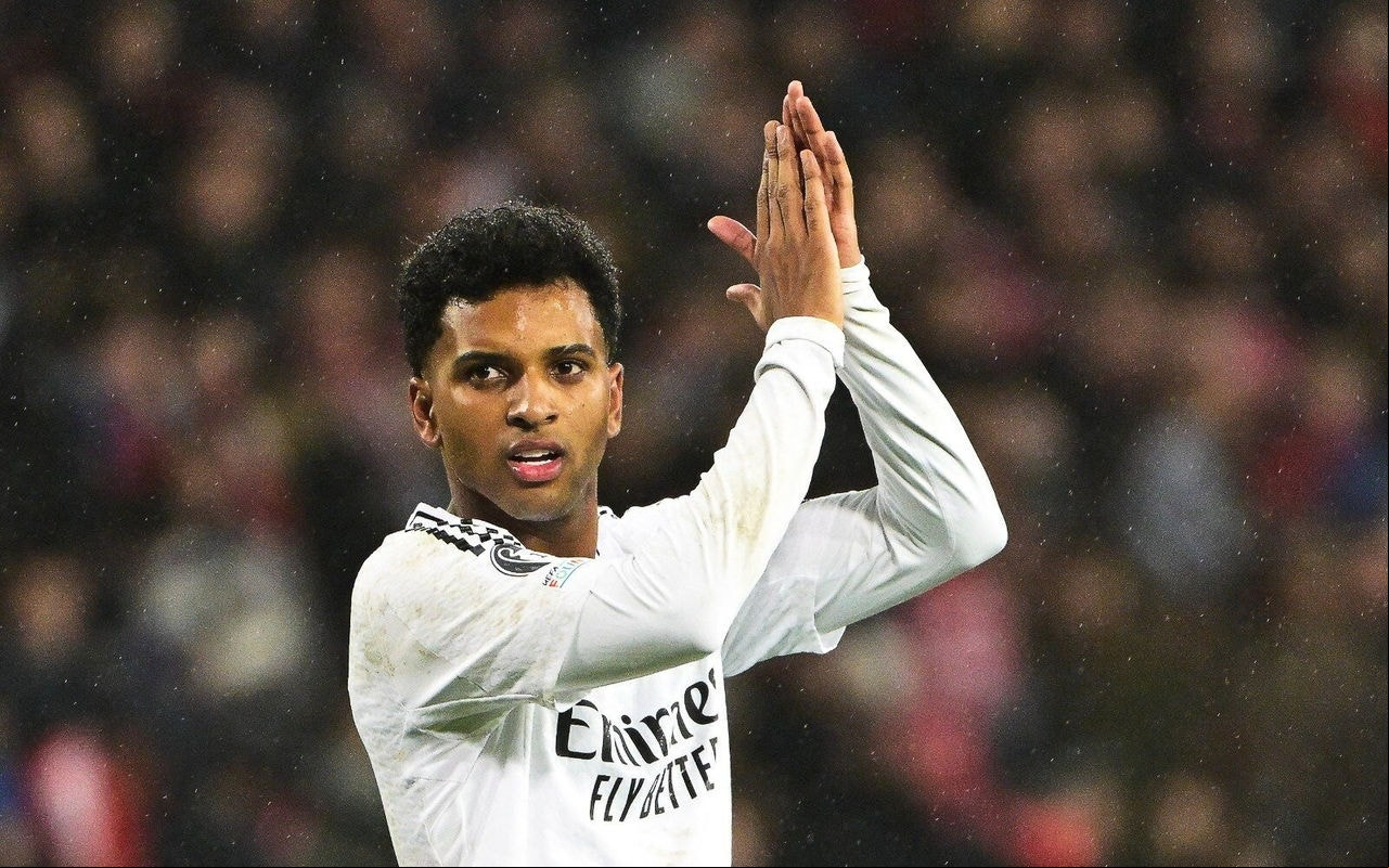 Rodrygo despertou interesse do Arsenal (Foto: Damien Meyer/AFP)