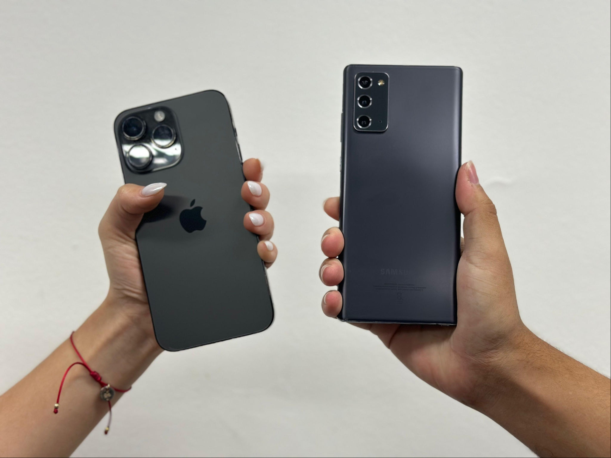 Celulares estão entre os itens do leilão da Receita