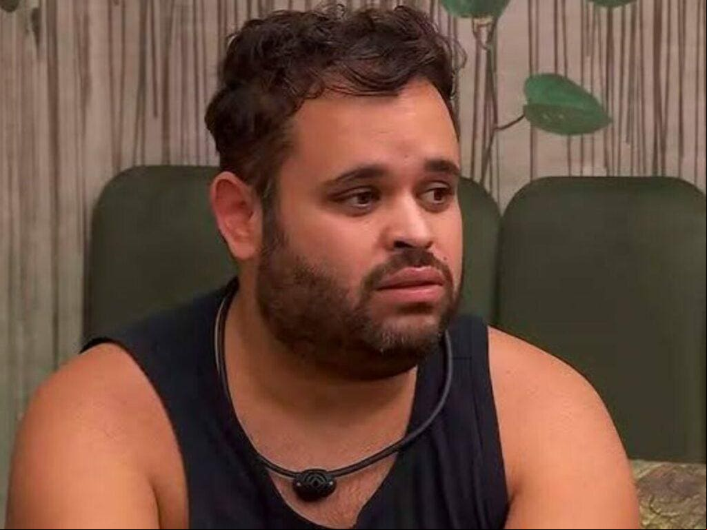 Equipe de Michel, do BBB 24, diz que ele está com dívidas Equipe de Michel, do BBB 24, diz que ele está com dívidas