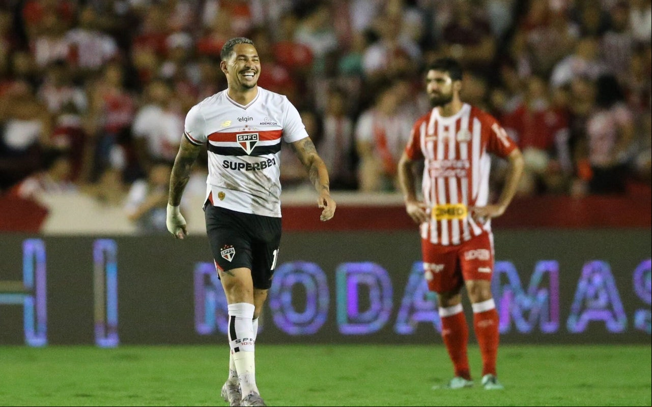 (Foto: Marlon Costa/AGIF)