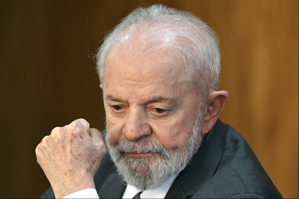 Lula questionou se Campos Neto, cujo mandato termina neste ano, tem pretensões políticas