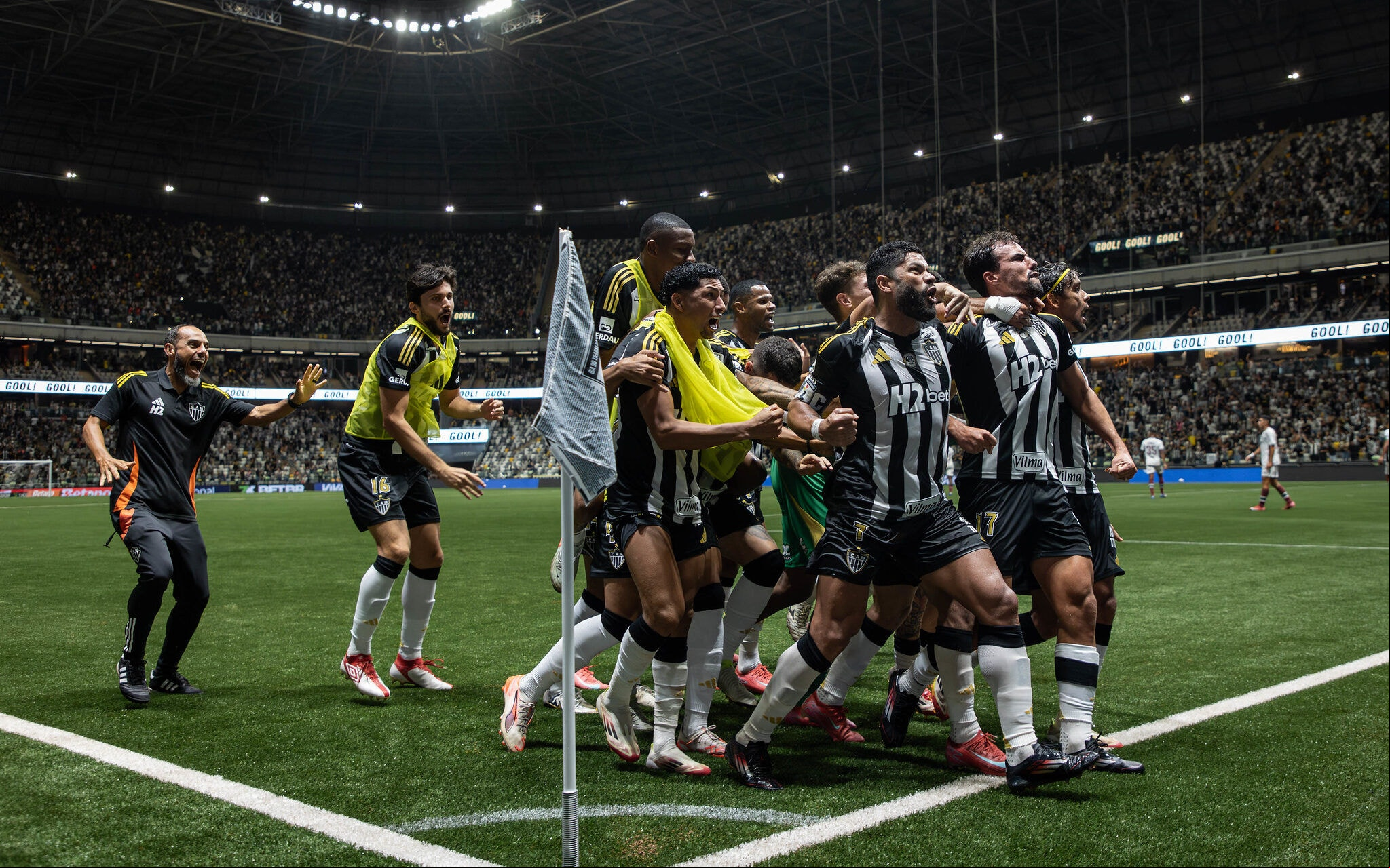 Jogadores do Atlético-MG comemoram gol na Arena MRV. Foto: Pedro Souza/Atlético