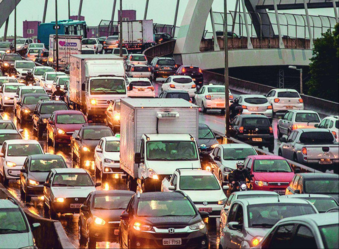 Veículos em circulação no país são cada vez mais velhos, aponta Sindipeças